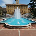 Отель Derby 2*